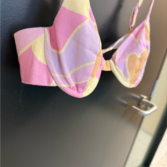 PacSun NWT size 6 bra top (not a bra) Pink and Yellow Patterned FREE w/100 purch - Picture 2 of 10